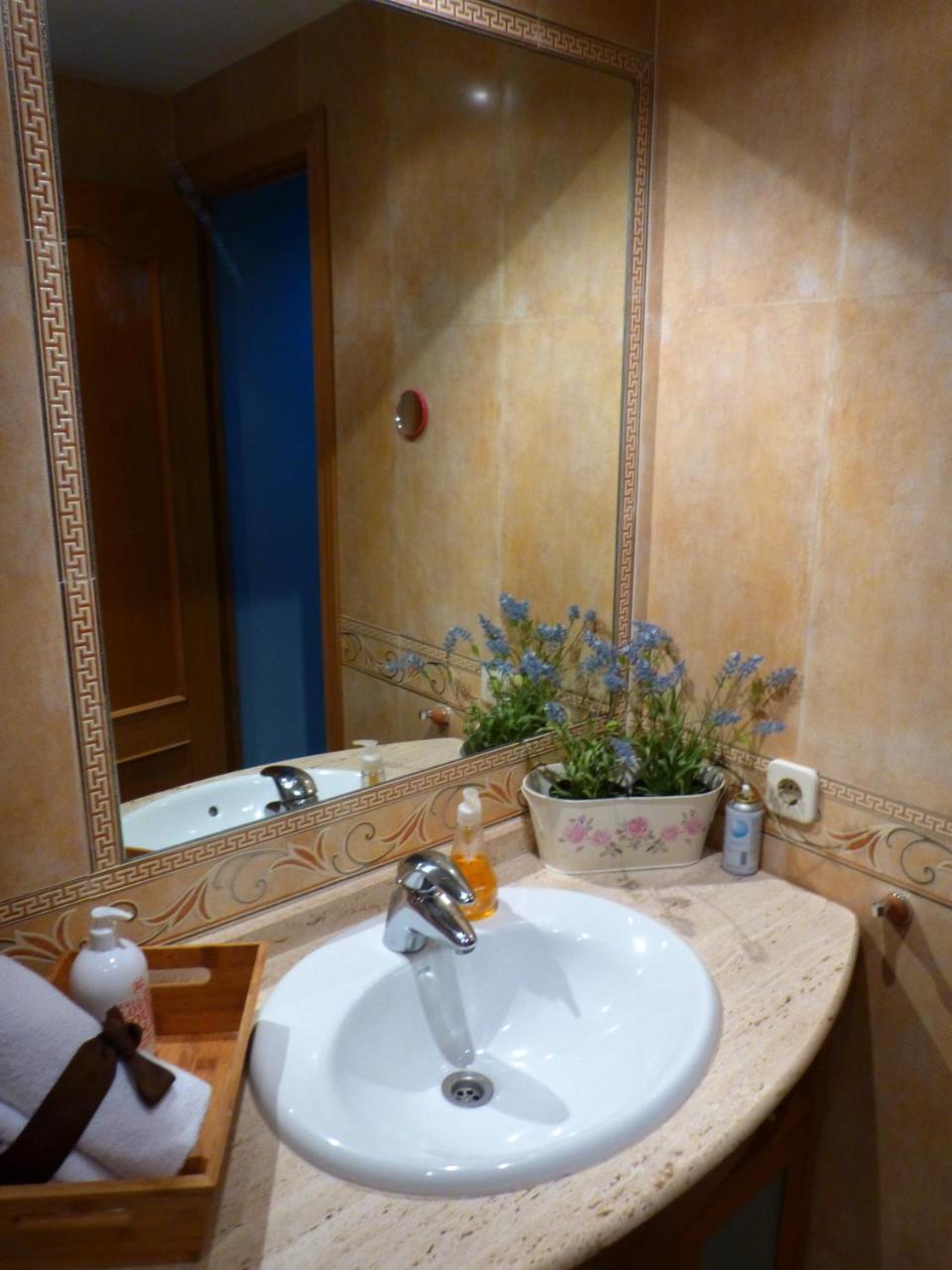 Апартаменты Apartamento Sanse Сан-Себастиан-де-лос-Рейес Экстерьер фото